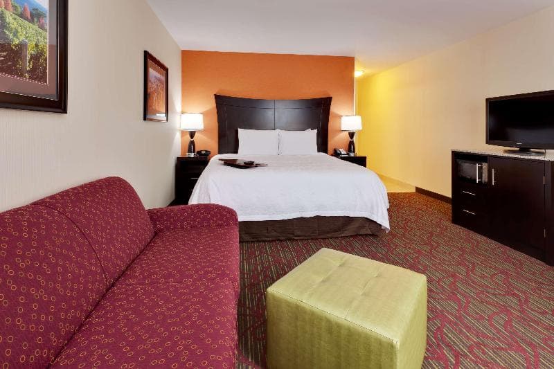 Hampton Inn Seneca Falls 5