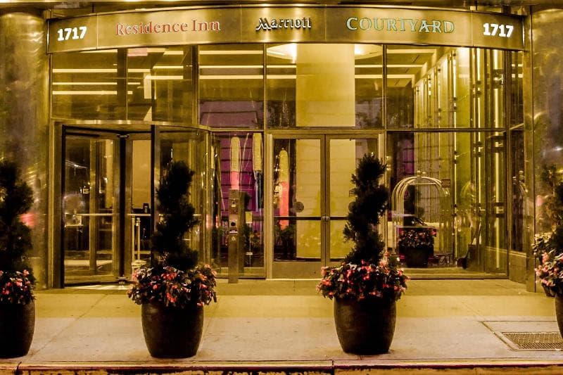 Courtyard New York Manhattan Central Park 5