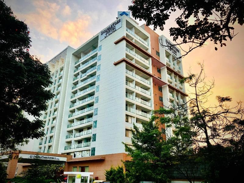 DoubleTree Suites by Hilton Bangalore photo 1