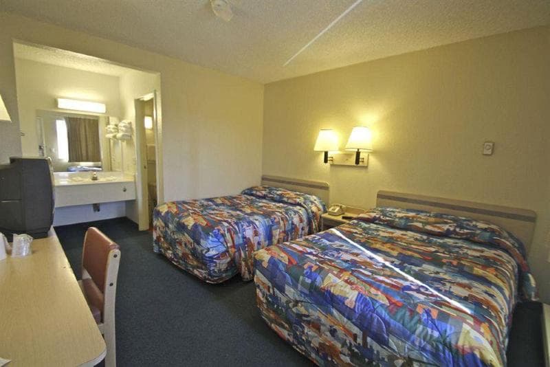Motel 6 Eureka 3