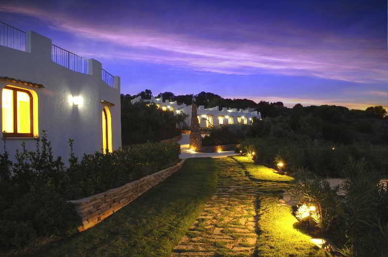 Baia Delphis Resort 4
