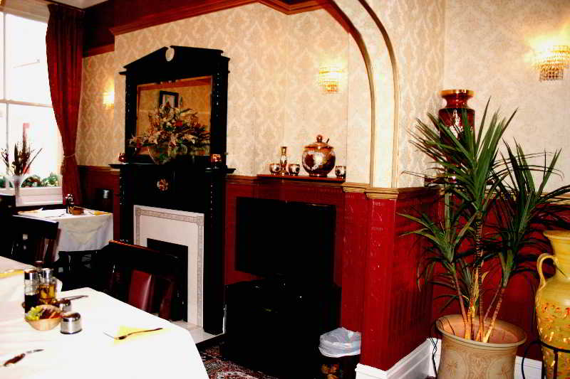 Ilfracombe House Apartments 4