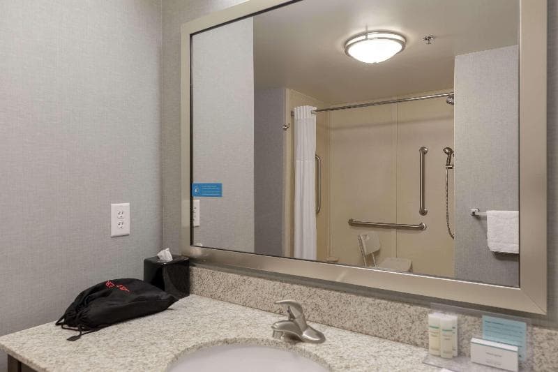 Hampton Inn & Suites Adairsville-Calhoun Area 3