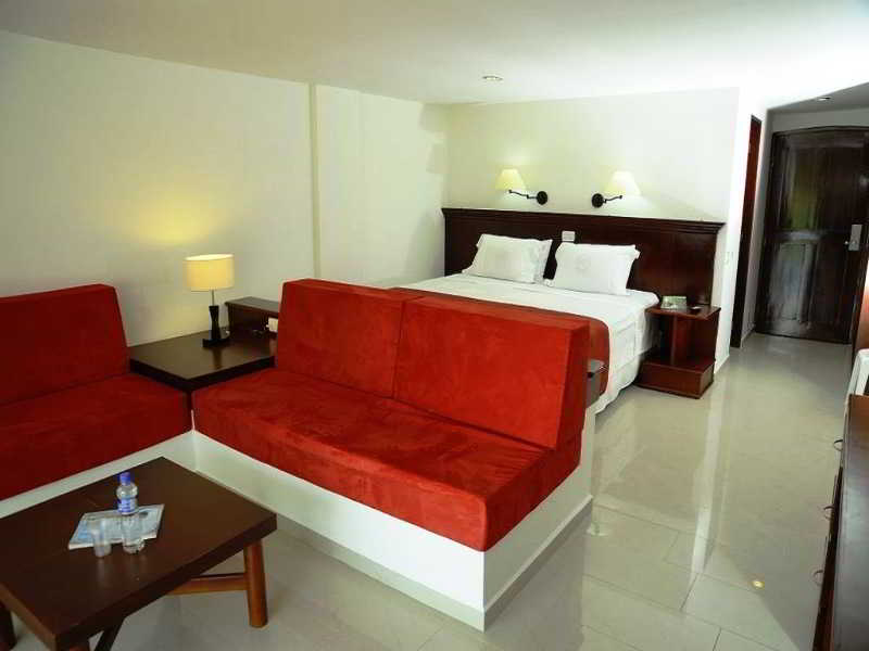 Hotel Los Recuerdos 4