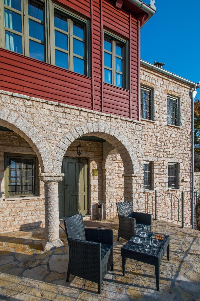 Pirrion Hotel 3