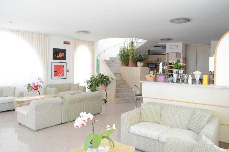 Hotel Maronti 4