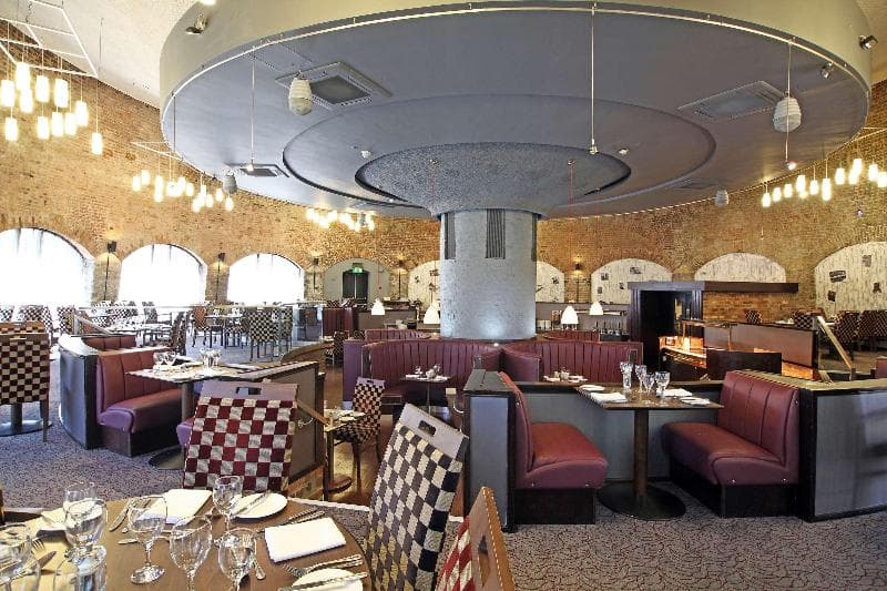 DoubleTree by Hilton Hotel Bristol City Centre 4