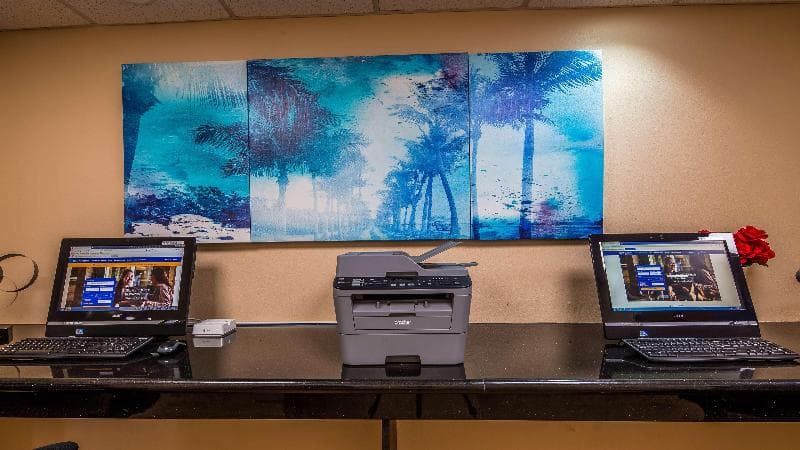Best Western Plus Bradenton Hotel & Suites photo 1