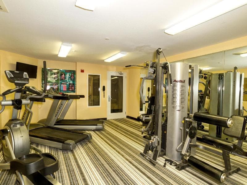Candlewood Suites Ft Myers I-75 2