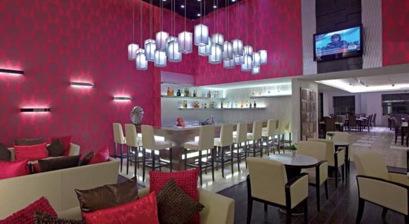 Country Inn & Suites by Radisson, Gurugram Sector 29 4