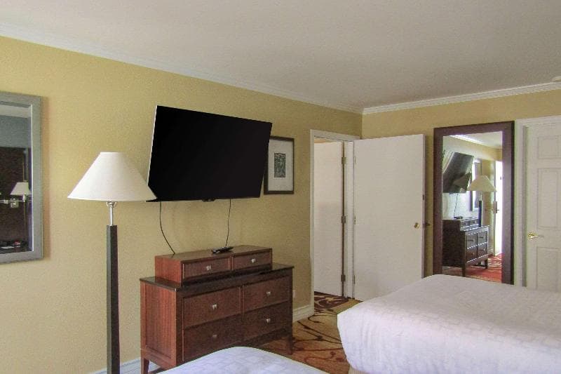 Clarion Inn 5