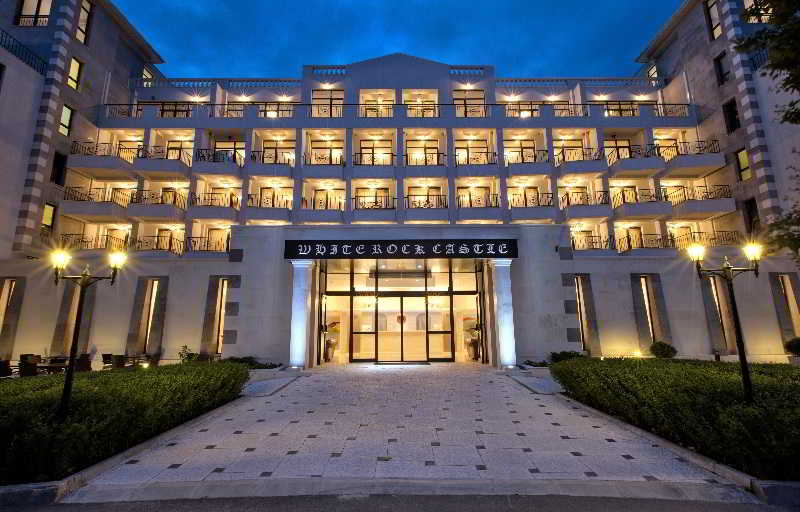 White Rock Castle Suite Hotel photo 1