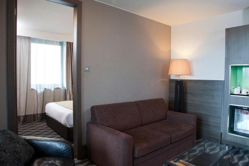 Crowne Plaza London - Kingston photo 1