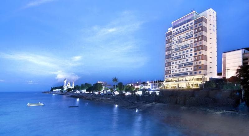 Aston Kupang Hotel & Convention Center photo 1
