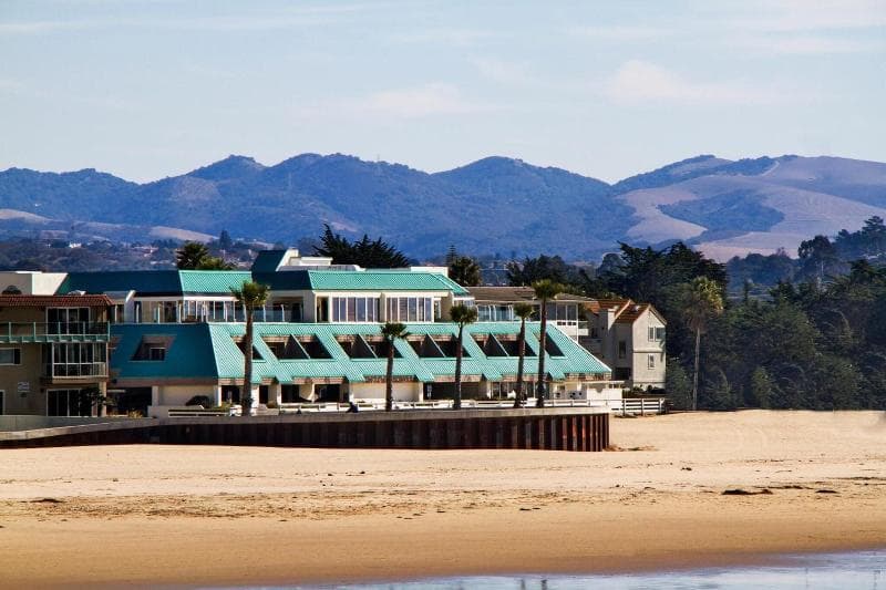 Sea Venture Beach Resort 3