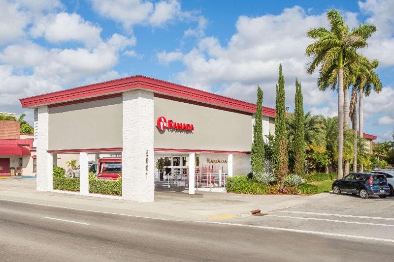 Ramada by Wyndham Miami Springs/Miami International Airport 3