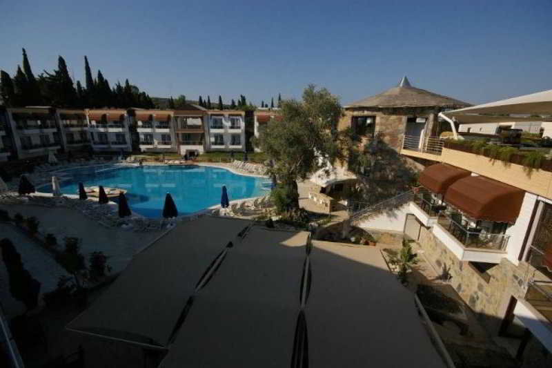 Risa Hotel photo 1