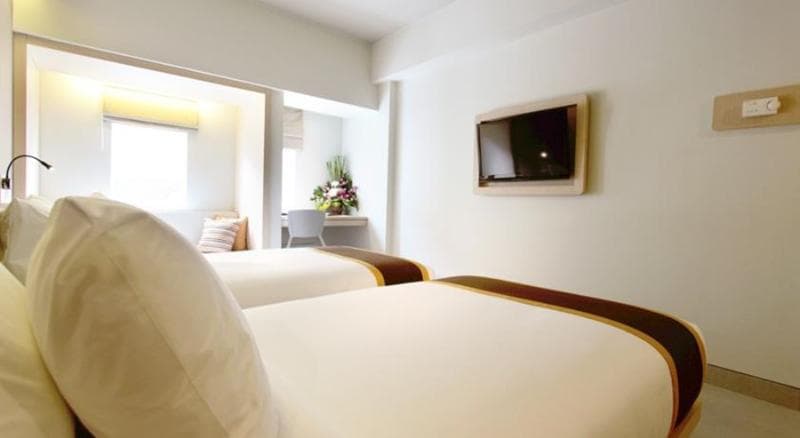 Sevn Legian Hotel photo 1