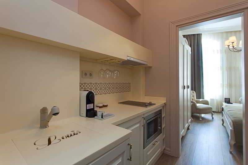 Louis Appartements Galata 5