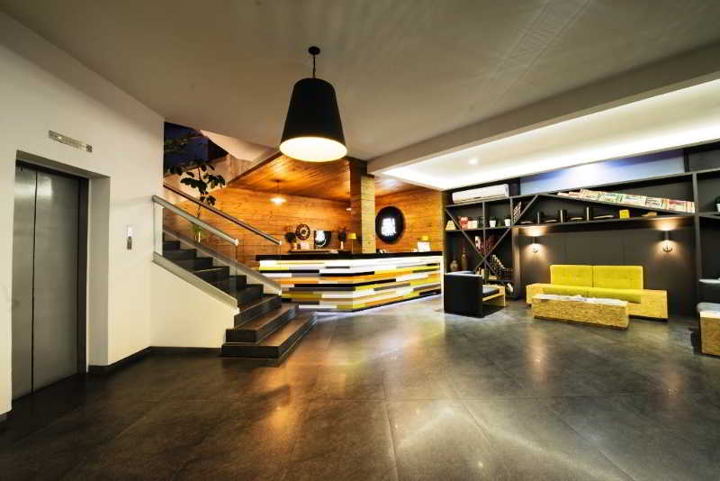 Hotel Perla Central 5