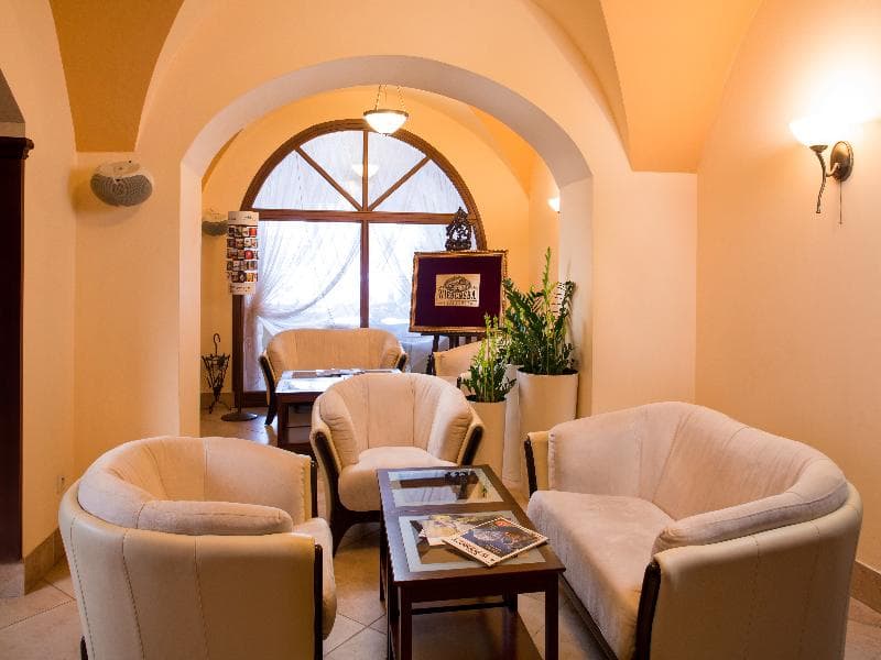 Hotel Ambasadorski photo 1