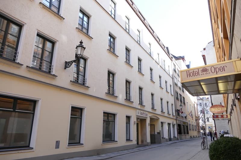 An Der Oper 2