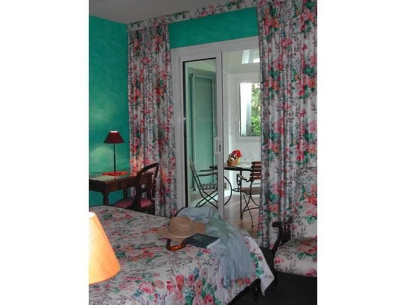 Auberge De La Madone main