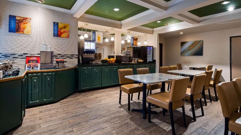 Best Western John Muir Inn 3