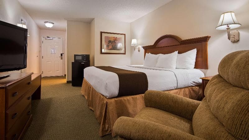 Surestay By Best Western Blackwell 4