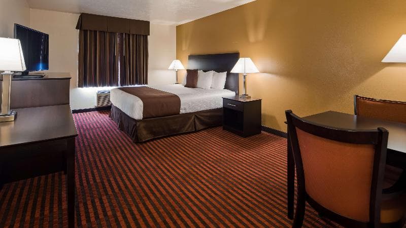 Best Western Plus Salinas Valley Inn & Suites 3