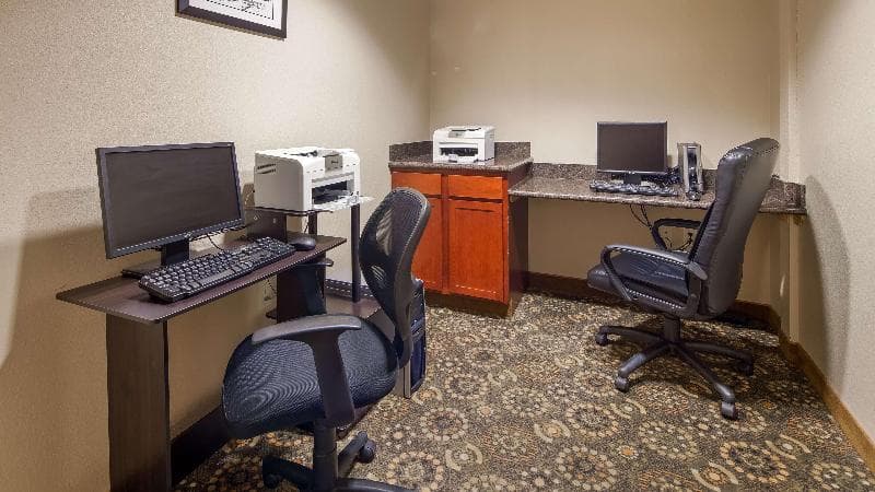 Best Western Plus Fossil Country Inn & Suites photo 1