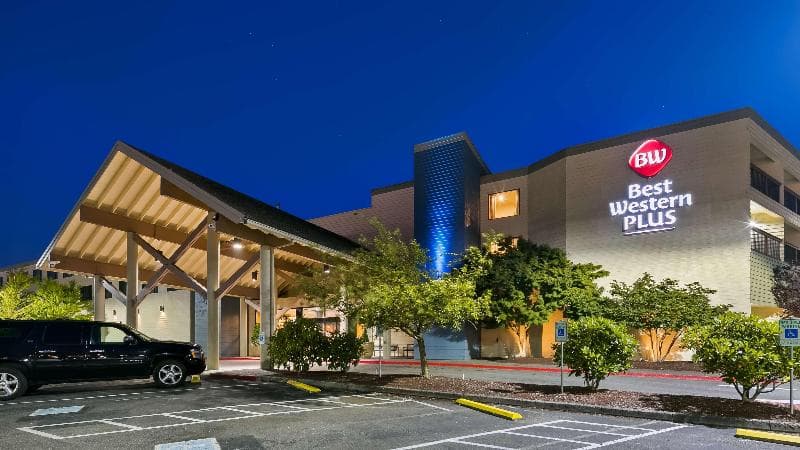 Best Western Plus Silverdale Beach Hotel 2