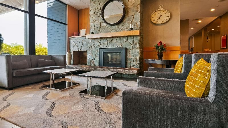 Best Western Plus Silverdale Beach Hotel 4