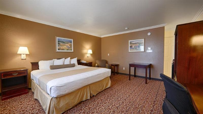 Surestay By Best Western Hollister 2