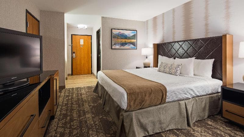 Best Western Holiday Hills 4