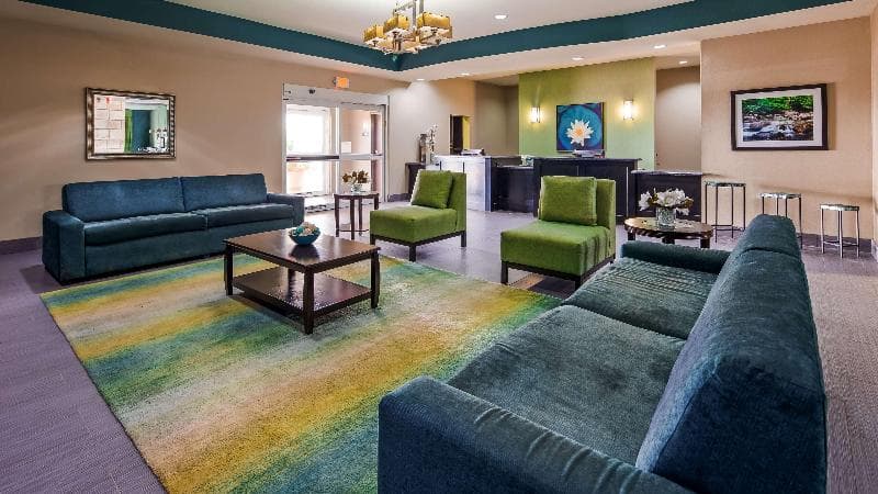 Best Western Plus Carrizo Springs Inn & Suites 5