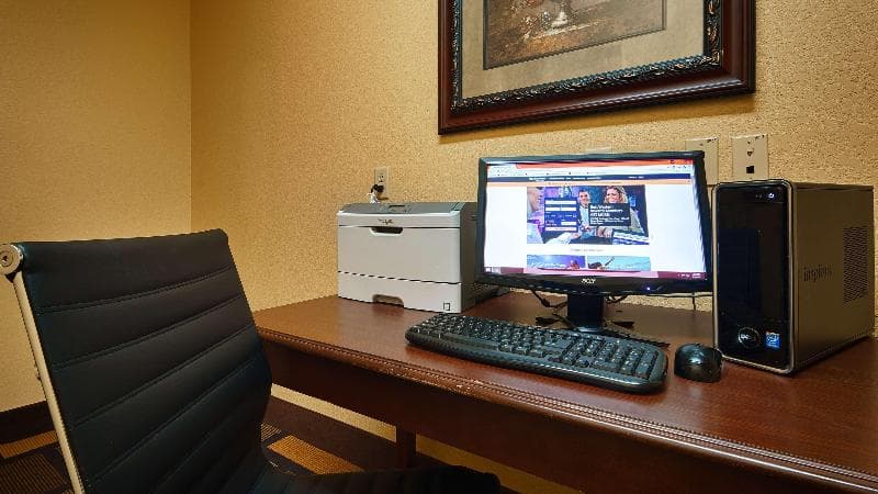 Best Western Plus Sweetwater Inn & Suites photo 1