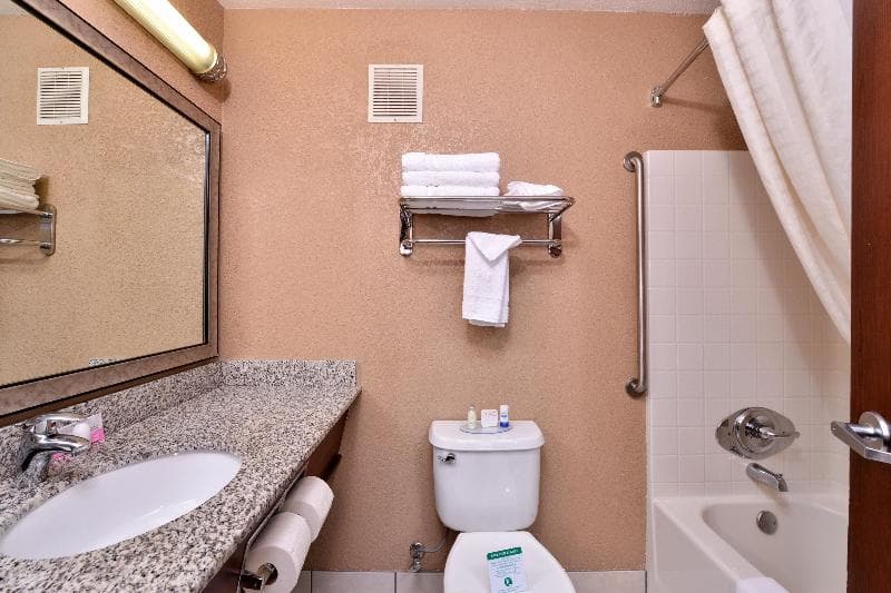 Best Western Wilsonville Inn & Suites 4