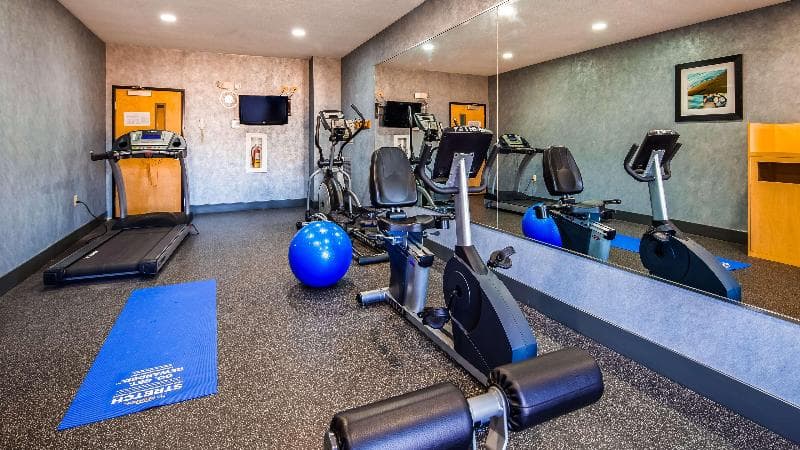 Best Western Plus Magee Inn and Suites 2