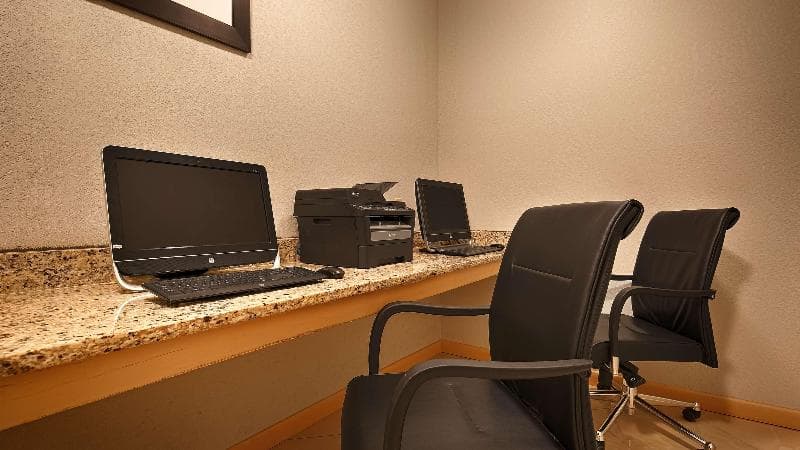 Best Western Plus Magee Inn and Suites photo 1