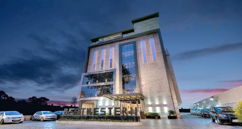 Best Western Plus Eastgate Inn & Suites 3