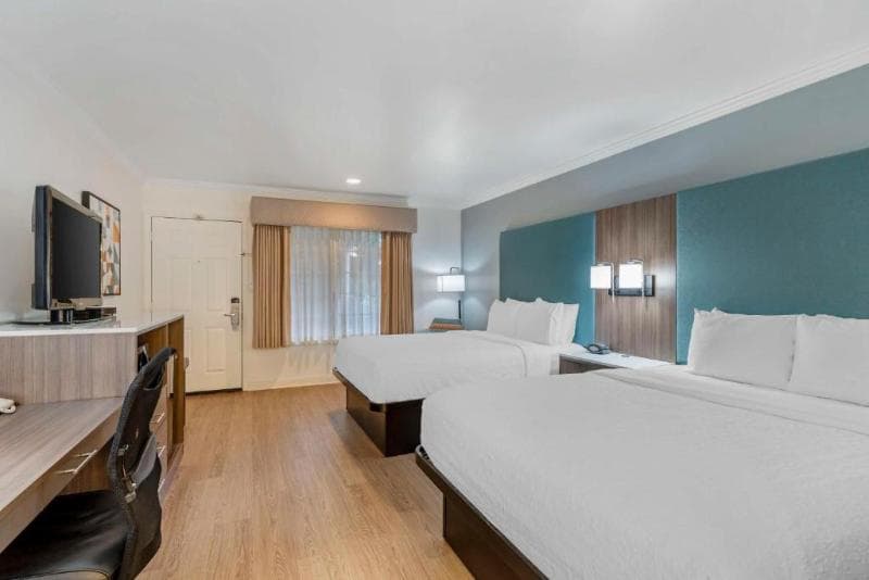Best Western Plus Riviera 4