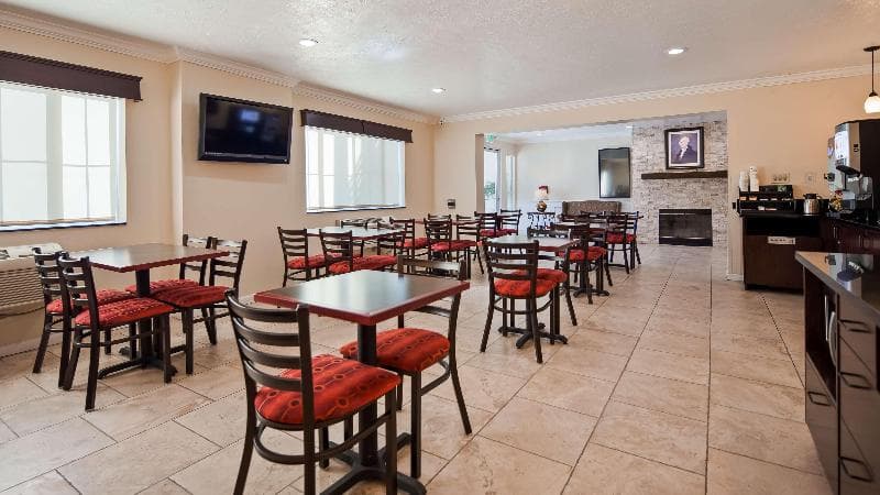 Best Western Salinas Monterey Hotel 2