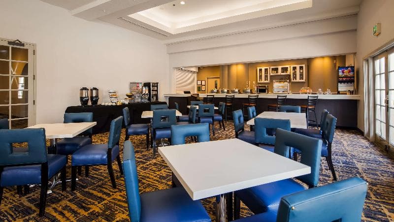 Best Western Posada Royale Hotel & Suites 3