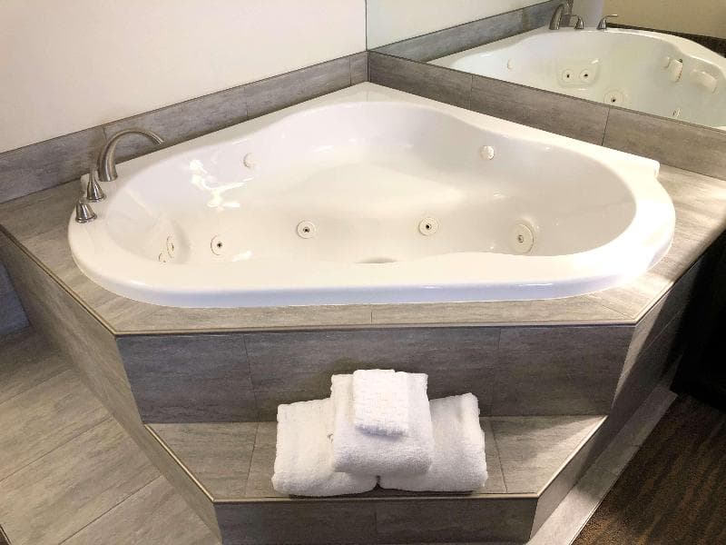 Best Western Plus Coldwater Hotel 5