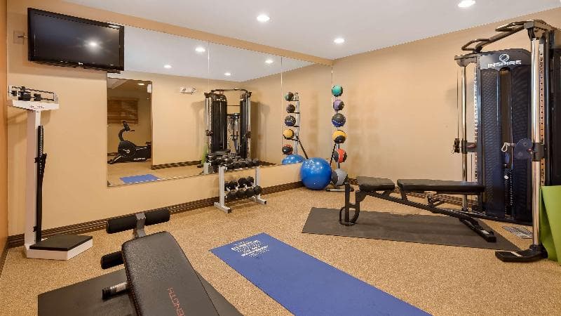 Best Western Plus The Inn at Sharon/Foxboro 2