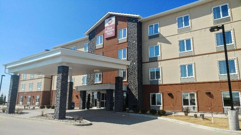 Best Western Plus Winnipeg West 3