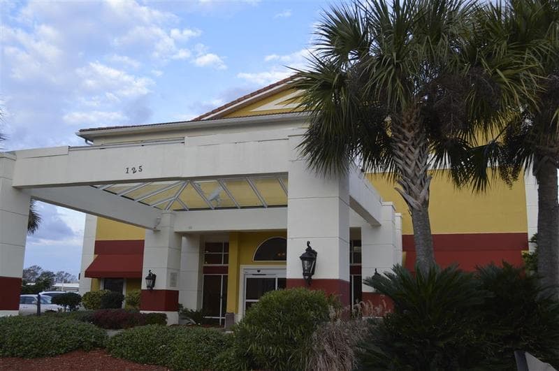 Best Western Plus Vermilion River Inn & Suites 3