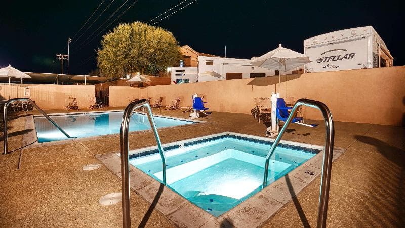 Best Western Plus Main Street Inn 3
