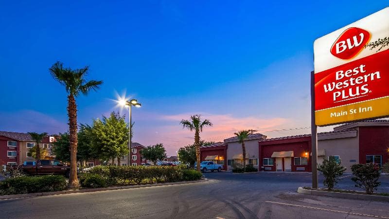 Best Western Plus Main Street Inn 4